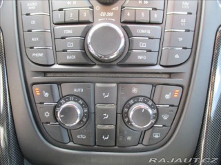 Opel Cascada 1,6 TURBO 125kw Cosmo LED 2013