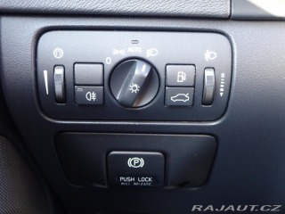 Volvo V60 D2 84kW R-Design 2013