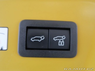 Toyota Prius 2.0 Plug-in Hybrid ,Prest 2024
