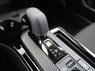 Toyota Prius 2.0 Plug-in Hybrid ,Prest 2024