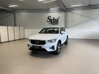 Volvo XC40 B3 2.0L 163 HP AT7 FWD CO