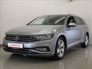 Volkswagen Passat 2,0 TDi DSG Elegance 53tk